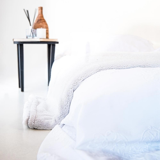 Sherpa Throw * Light White-Grey