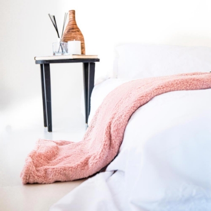 Sherpa Throw * Pink