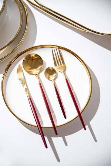 Cutlery Set * 23 Piece Red & Gold Plated *