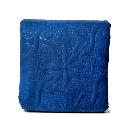 Quilt Throw * Double * Blue